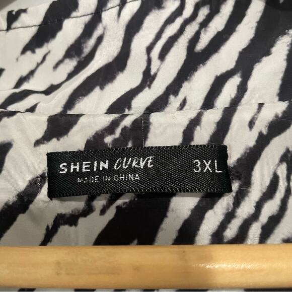 SHEIN Curve zebra print bomber jacket size 3X plus - Picture 7 of 7